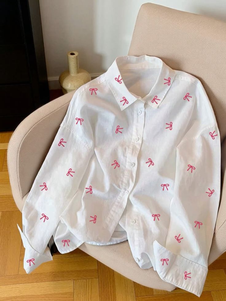Classic Bow Collared Shirt