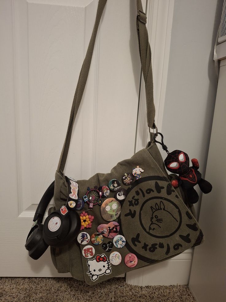 Vintage Buckle Canvas Tote — Rust